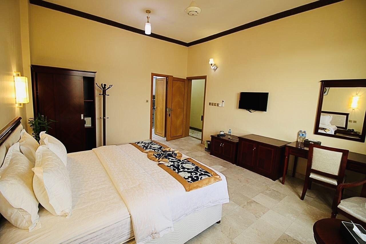 Farah Hotel Apartment Muscat Exterior photo