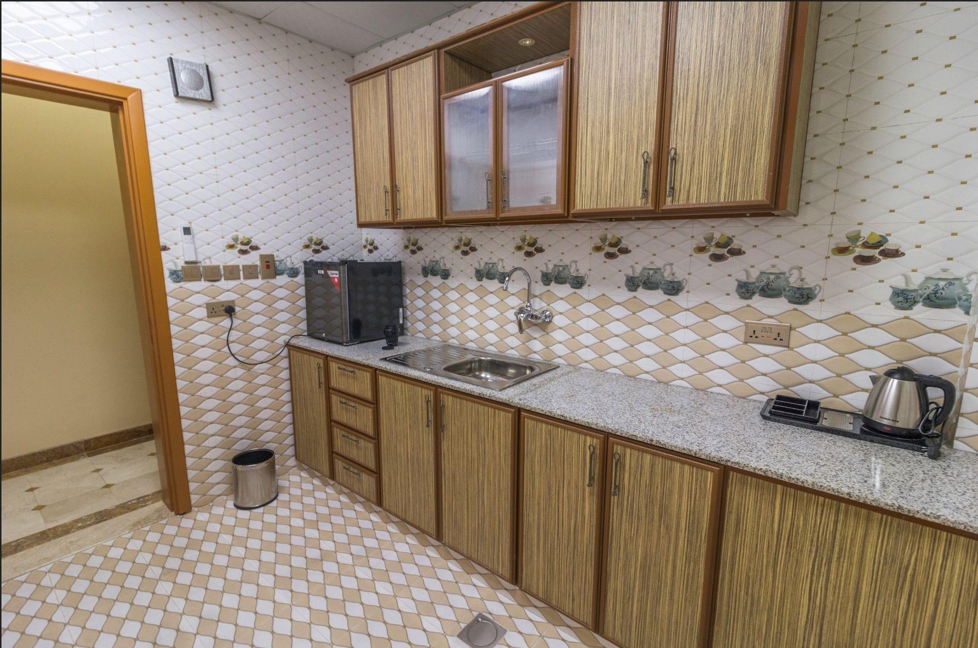 Farah Hotel Apartment Muscat Exterior photo